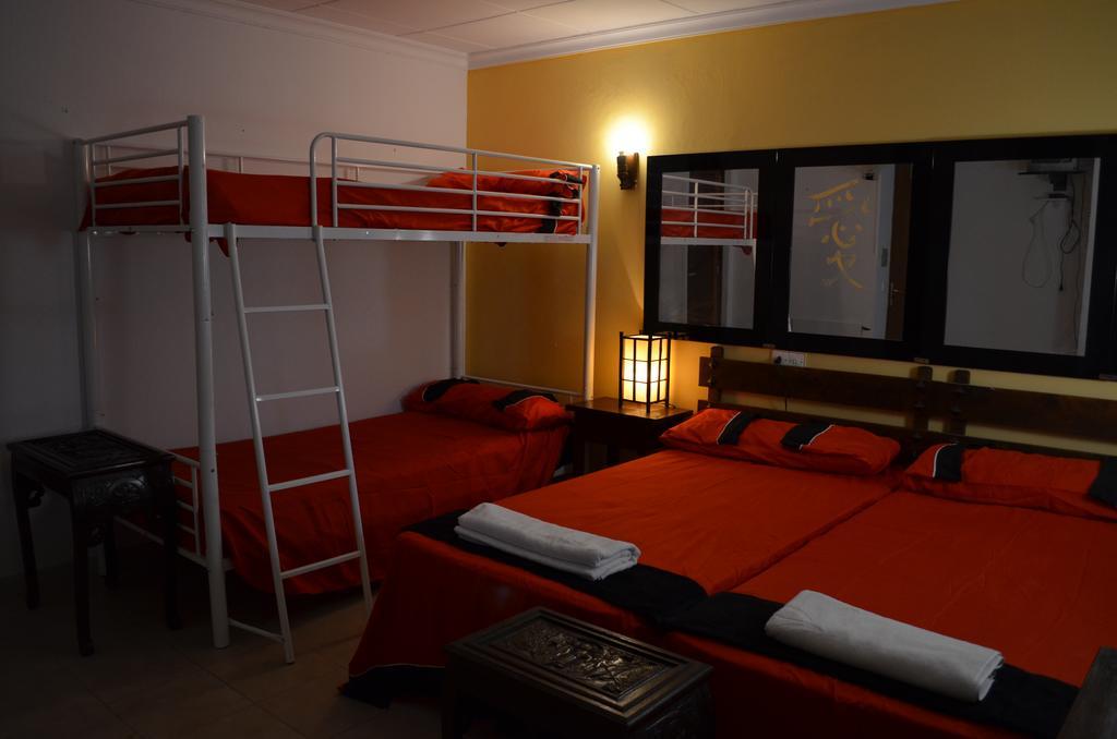 Residencia Santiago Mallorca 卡拉菲格拉 外观 照片